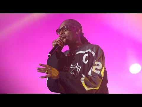Snoop Dogg Reveals Why Tupac Is Still Alive