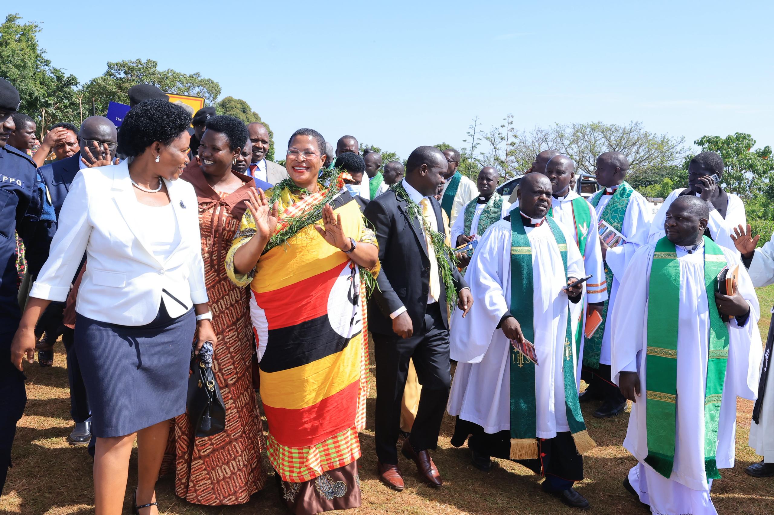 Museveni urges Christians to Embrace Spiritual, Economic Living