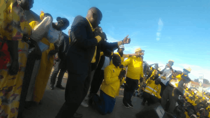 Minister Kasolo reconciles NRM leaders in Masaka District
