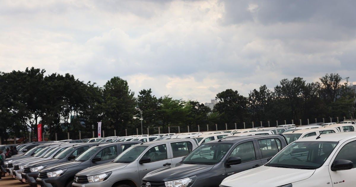 President Museveni Fulfills Pledge, Hands Over 176 Vehicles to Local Government Leaders