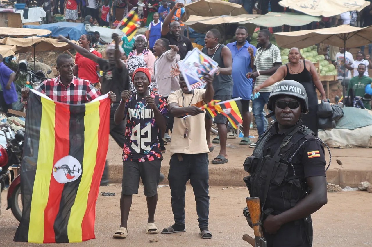 KEEP YOUR PHONES ON. LET THE WORLD WATCH THE KILLING. » The Hoima Post –