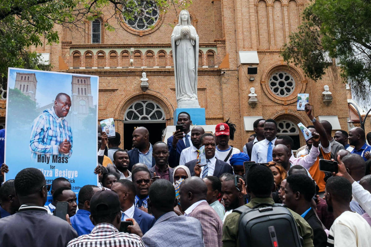 Museveni Blocks Catholic Mass for Jailed Opposition Leader Kizza Besigye » The Hoima Post –