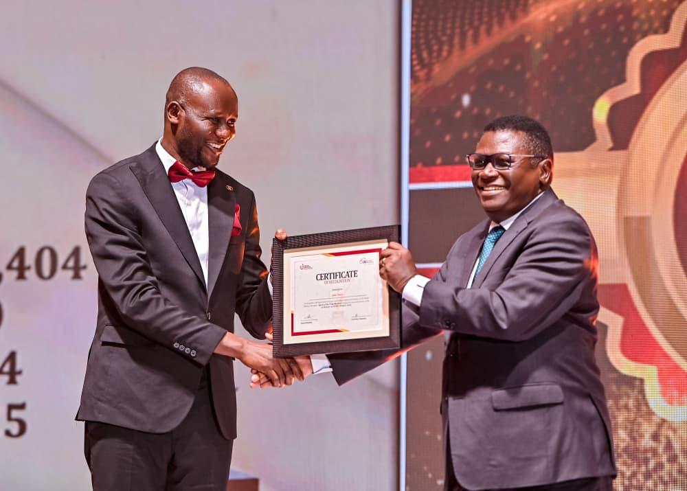 From persistence to prestige-How Jude Okeya became Uganda’s award-winning Insurance sales champion – The Voice Uganda