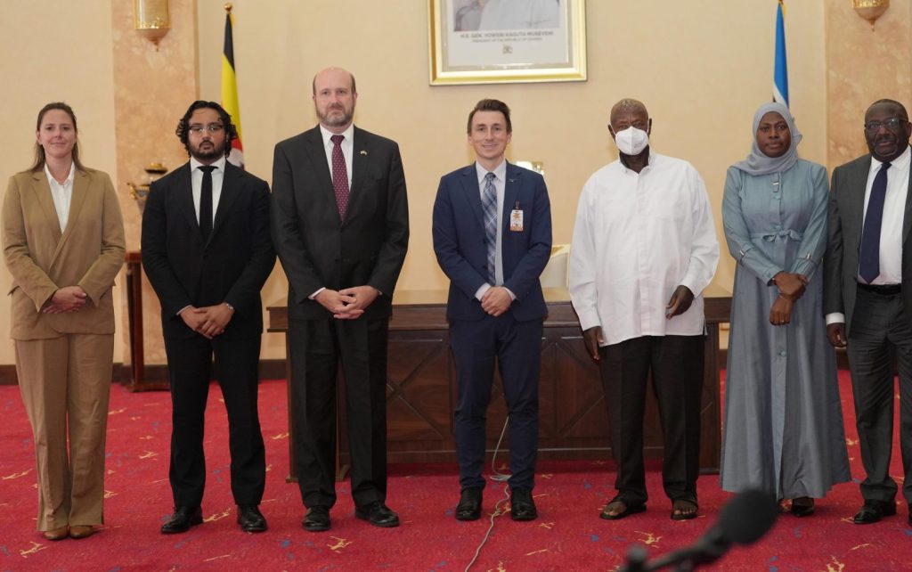 Museveni Witnesses Signing of Starlink Licence Agreement, Marking Entry Into Uganda’s Telecom Sector – The Voice Uganda