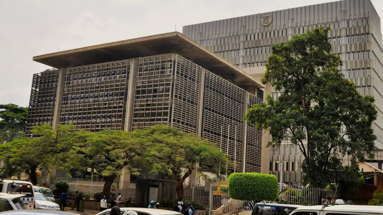 Uganda Adjusts Key Interest Rate to 10% in Response to Shilling Depreciation