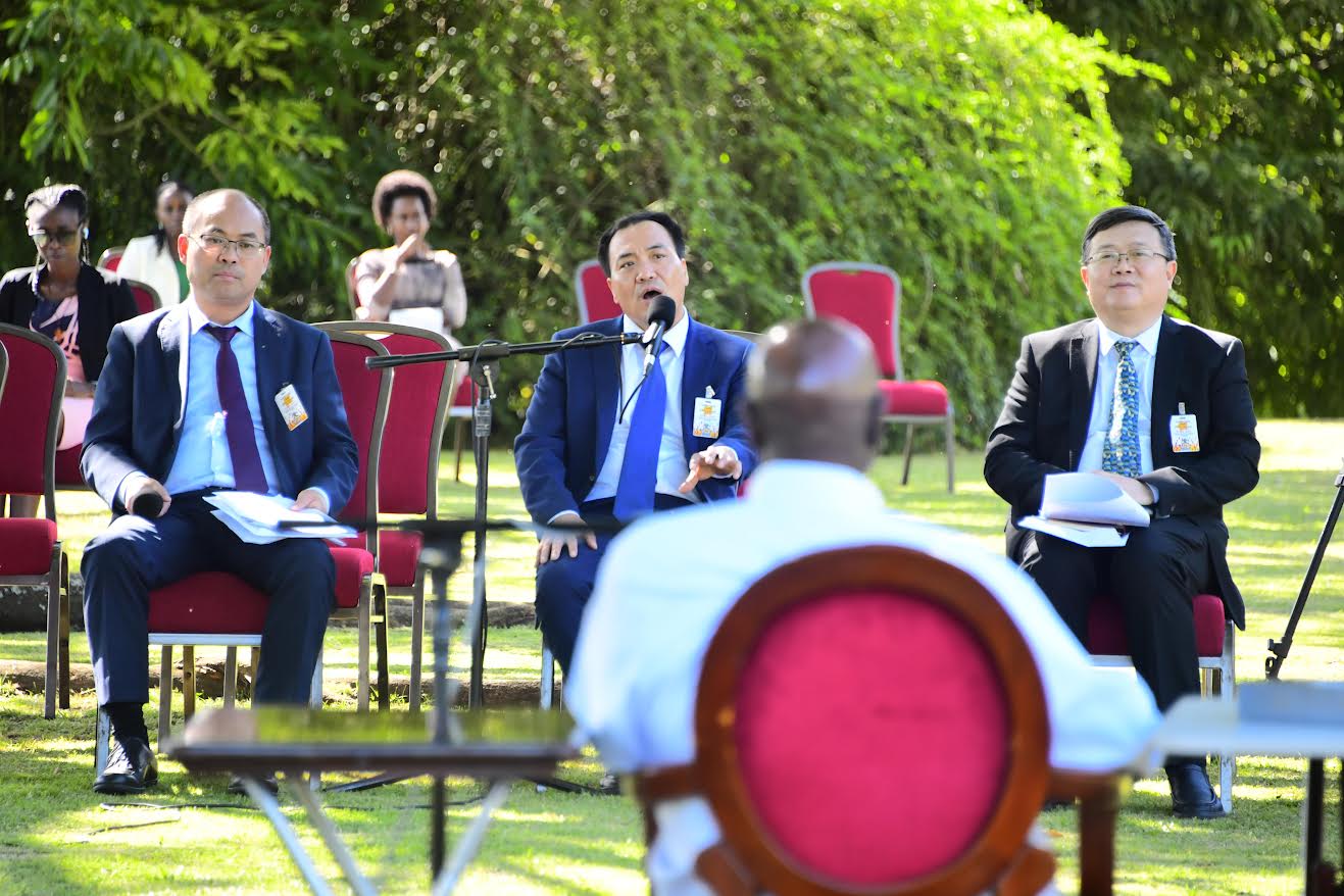 Museveni discusses hydropower projects with Chinese investors