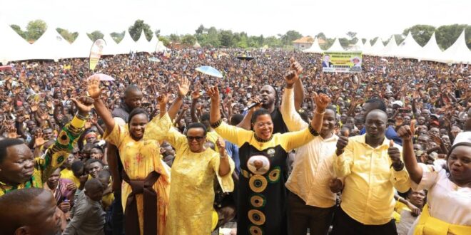 Kaliro Painted Yellow As Speaker Among Interacts with thousands to