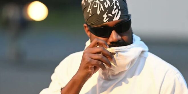 Kanye West Drops New $20 Yeezy Slide Colorways 1 Fast News