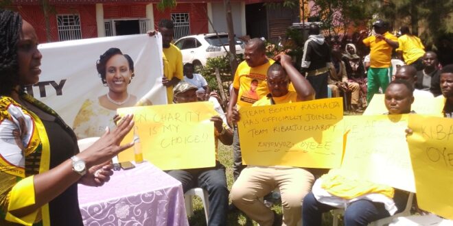 Naome Kibaju speaking to her supporters