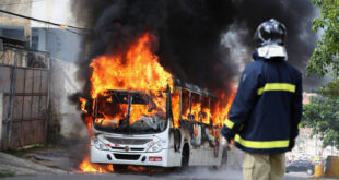 Tausi Bus Catches Fire on Masaka–Mbarara Highway
