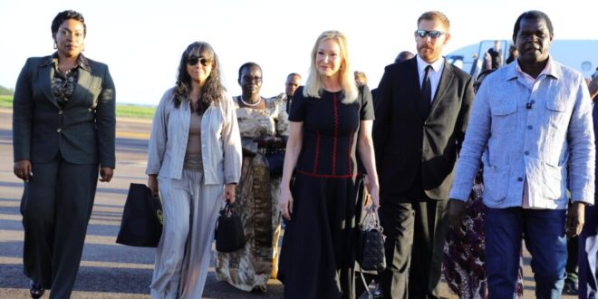 Dr Paula White Jets into Uganda for Command the Future