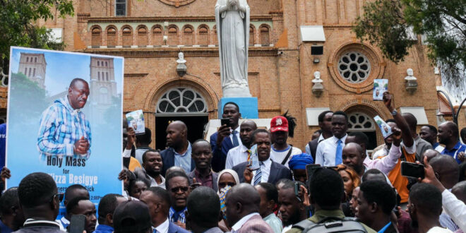 Museveni Blocks Catholic Mass for Jailed Opposition Leader Kizza Besigye