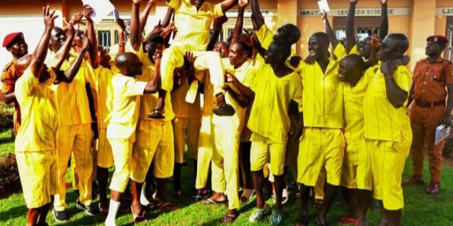 Prisons inmates Succeed in UCE Exams