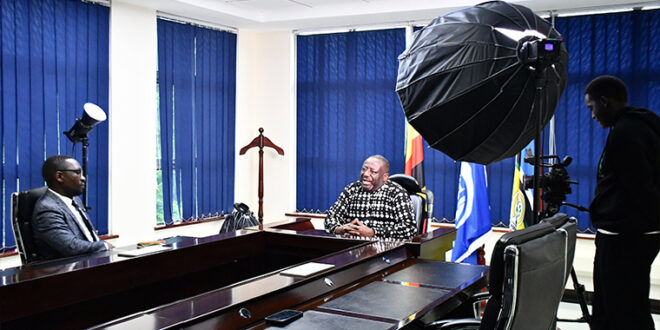 Dean Lubowa Saava Returns On Air with TV10 Gano Mazima Hosts