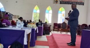 Rt Hon Amama Mbabazi continues to fall into great things