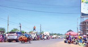 Districts told to open contracts