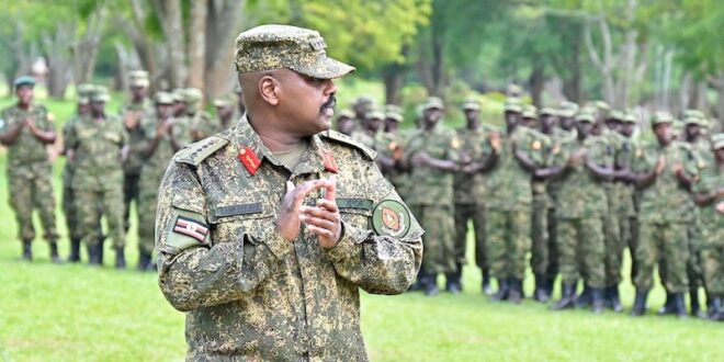 Besigye sues Muhoozi over threats to hang him on Heroes