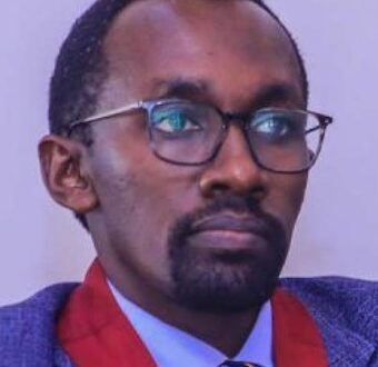 Medics reject govts lunch instead of allowance offer to interns