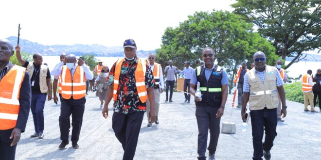 Mukono Chairman Lukooya Commends Contractors on Ntenjeru Bule Road Construction
