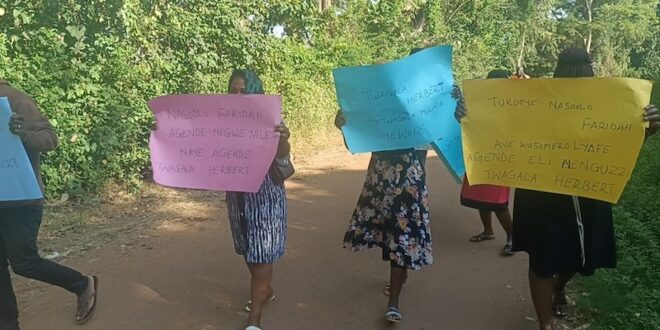 Mukono parents protest transfer of deputy head teacher