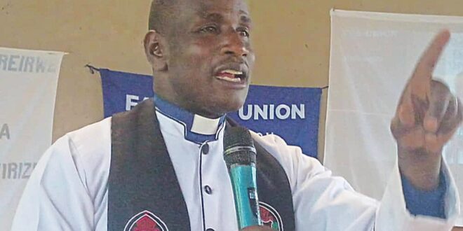 Believers asked to fight poverty through holiness and hard work