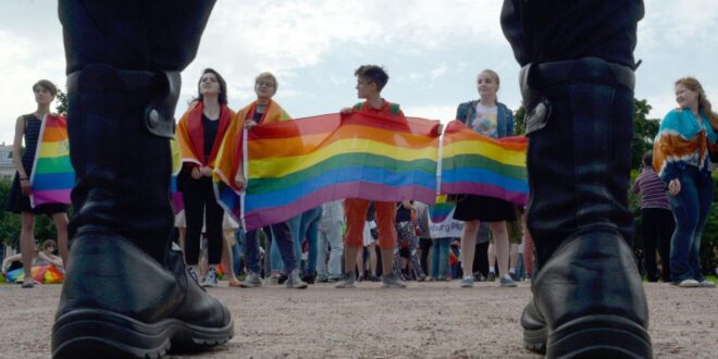 Police confront gay pride rally in Saint Petersburg, Russia, in 2017. (Olga Maltseva photo courtesy of AFP/ Getty Images)