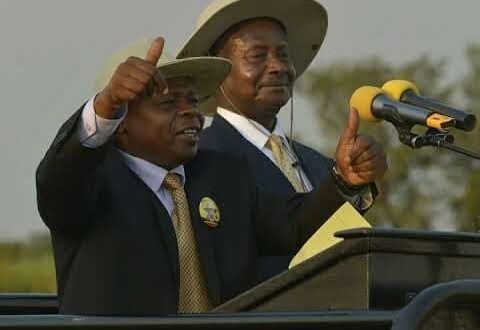 dusman okee with president museveni 1